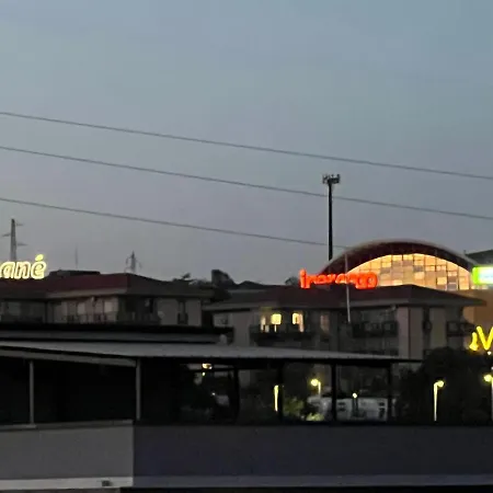 Attico Etnamare Feriehus