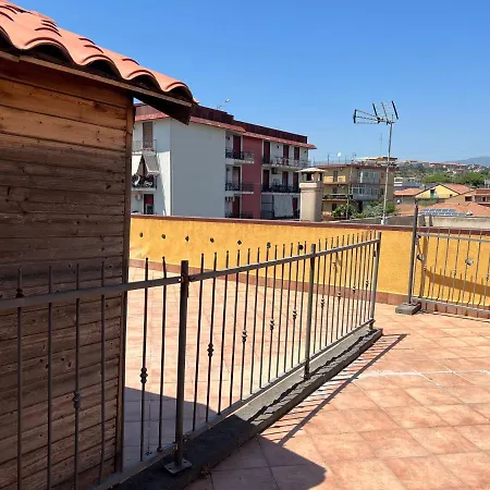 Feriehus Attico Etnamare